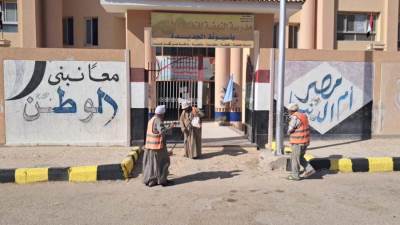 اعمال النظافة بمحيط المدارس استعداداً للعام الدراسي الجديد 2025/2026