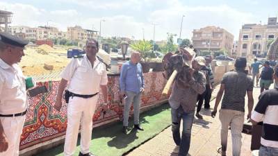 جهاز مدينة الشروق ينفذ حملة  مكبرة لرفع الإشغالات من مولات جوهرة الشروق وبانوراما والجامعة