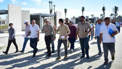 "فى أولى جولاته الميدانية رئيس جهاز العلمين يتفقد المشروعات الجاري تنفيذها بالمدينة "