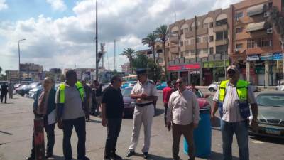 " حملة مكبرة بمدينة دمياط الجديدة بحضور قيادات شرطة التعمير وتنفيذ " 78" قرار غلق وتشميع وسحب وإزالة "