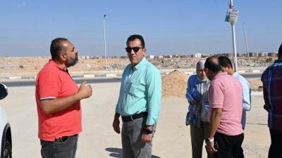 رئيس جهاز العاشر من رمضان يتفقد الحي الـ١٣ ويوجه بإجراءات عاجلة لرفع كفاءة الخدمات