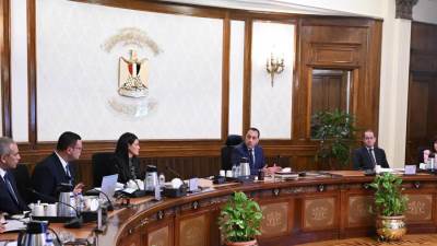 رئيس الوزراء يُتابع موقف المشروعات الجاري تنفيذها بالتعاون بين «الإسكان» والهيئة الهندسية للقوات المسلحة