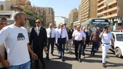 محافظ القاهرة يتفقد ميدان رمسيس لمتابعة نقل المواقف العشوائية للموقف الجديد 