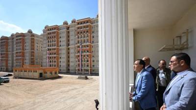 رئيس الوزراء: تنفيذ 500 ألف وحدة سكنية بعواصم المحافظات