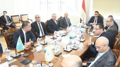 وزير الإسكان يبحث مع صندوق التنمية الحضرية آليات تشغيل مشروع حدائق تلال الفسطاط استعدادًا للافتتاح