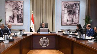 مدبولي يوجه بتكثيف العمل في القوس الغربي لمحور اللواء عمر سليمان بالإسكندرية