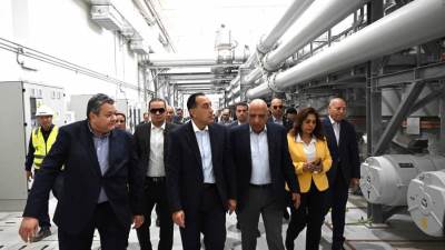 «مدبولي» يوجه بإنهاء المرحلة الثانية لمحطة الربط الكهربائي مع السعودية بحلول أبريل 2026