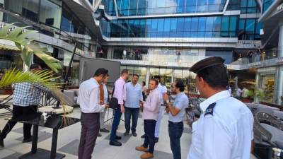 برئاسة أحمد مكي.. حملات ليلية موسعة بجهاز الشيخ زايد لضبط المخالفين وإزالة التعديات