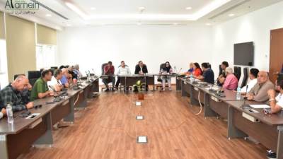 رئيس جهاز العلمين الجديدة يلتقي ملاك «مزارين» ويؤكد: الملاك شركاء في تطوير الخدمات وتحسين جودة الحياة