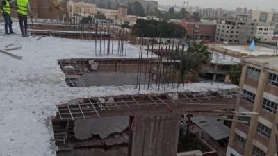 عقب حملة مفاجئة .. إزالة أدوار مخالفة بحي الزيتون بالقاهرة