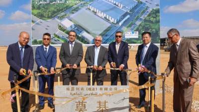  باستثمارات تتجاوز 20 مليون دولار.. وضع حجر أساس مشروعات صينية للملابس والمنسوجات بالقنطرة غرب 