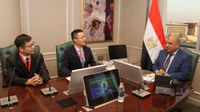مصر تبحث مع «هواوي» التعاون في مجالات الطاقة والتحول الرقمي لتطوير الشبكة الكهربائية