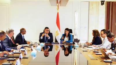 وزيرا التخطيط والإسكان يبحثان الموقف التنفيذي لمبادرة «حياة كريمة» 