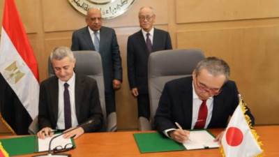 وزير الكهرباء يشهد توقيع اتفاقية لإنشاء محطة طاقة شمسية بالغردقة بالتعاون مع «جايكا»