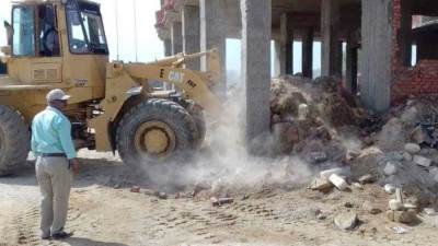 إزالة أكثر من 33 ألف حالة تعدٍ على أراضي الدولة والزراعة خلال الموجة الـ27 بجميع المحافظات