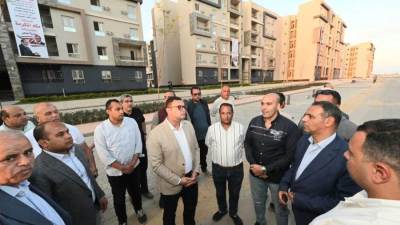 وزير الإسكان يختتم جولته بالعلمين الجديدة بتفقد وحدات «سكن لكل المصريين» والمدينة التراثية 