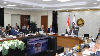 القابضة للأدوية تسجل إيرادات 11.6 مليار جنيه للعام المالي 2024-2025