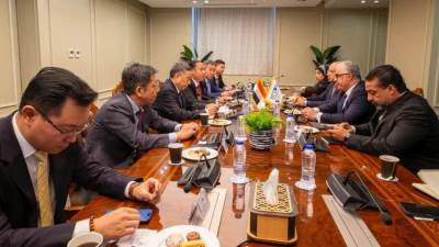 اقتصادية قناة السويس تبحث تعزيز التعاون مع« CHEC» الصينية في مشروعات الموانئ والبنية التحتية