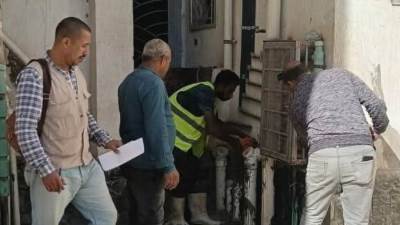 جهاز العبور الجديدة يضبط 30 وصلة مياه مخالفة بحملة مفاجئة
