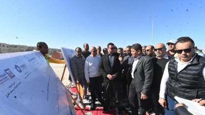 وزير الإسكان يتابع مشروعات مارينا والعلمين الجديدة ويوجه بتكثيف الأعمال