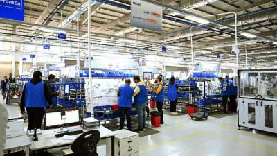 افتتاح مصنع «ليوني مصر» لتصنيع ضفائر السيارات بمدينة بدر