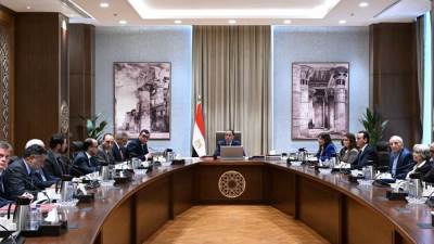 «مدبولي» يوجه بإنشاء جهة حكومية لمتابعة تطوير المناطق المحيطة بالأهرامات والمتحف المصري