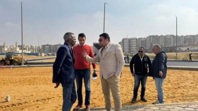 رئيس جهاز القاهرة الجديدة يتفقد أعمال رفع كفاءة مدخل «سكن مصر» بأرض المعارض