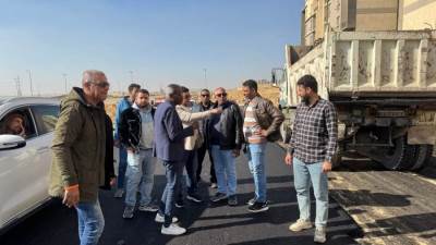 رئيس جهاز القاهرة الجديدة يتفقد أعمال الطرق والإنترلوك بسكن مصر 2 و3 وأرض المعارض