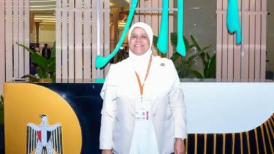 «نفيسة هاشم».. 40 عامًا من العطاء داخل وزارة الإسكان.. ومسيرة رائدة لمهندسة مصرية 