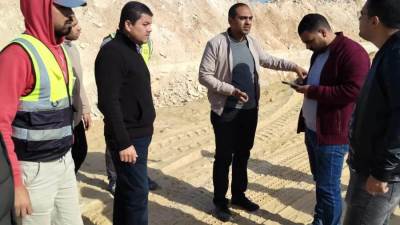 رئيس جهاز القرى السياحية يتفقد أعمال البحيرات والمرافق الرئيسية بنيو مارينا