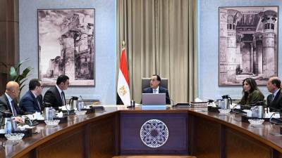 «مدبولي» يوجّه بسرعة الانتهاء من الأعمال المتبقية بحدائق الفسطاط تمهيدًا للافتتاح