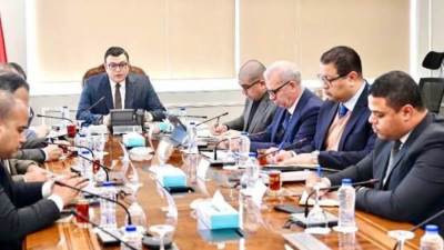 الشربيني يتابع الأعمال الجارية بالمنطقة المخصصة كبديل لـ«سملا وعلم الروم» وموقف التعويضات