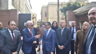 جولة رسمية لمتابعة تحويل مباني الوزارات بوسط البلد إلى مشروعات استثمارية