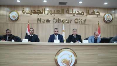 رئيس جهاز العبور الجديدة يُسلم 418 إخطار تخصيص لأراضي «الأمل» و«اتحاد الوفاق»