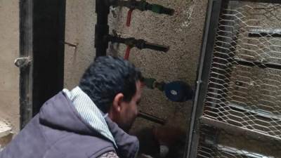 جهاز حدائق أكتوبر يغلق المياه عن وصلات مياه خلسة بدار مصر