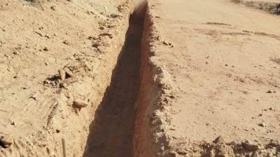 رئيس جهاز  الشروق يتابع بدء أعمال المرافق بمنطقة السلام ويشدد على الالتزام بالجداول الزمنية