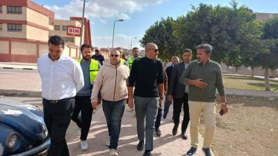 رئيس جهاز الشروق يتفقد إسكان منخفض التكاليف بالحي الثاني (أ) ويوجه برفع كفاءة الخدمات