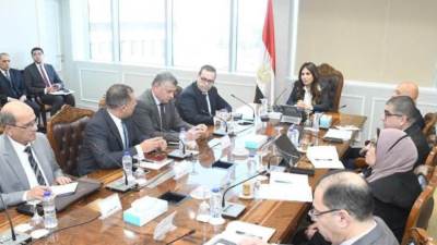 راندة المنشاوي: مشروعات «حياة كريمة» ذات أولوية قصوى على أجندة عمل وزارة الإسكان 