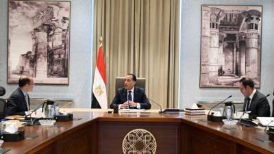 «مدبولى» يبحث مع وزير المالية تطورات المراجعة الجارية مع صندوق النقد 