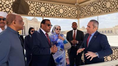 رئيس الوزراء السوداني يتفقد العاصمة الإدارية الجديدة ويبحث تعزيز التعاون العمراني مع مصر