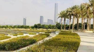 وزيرة الإسكان تتابع الأعمال بـ «الحدائق المركزية» والحي السكني الخامس بالعاصمة الجديدة