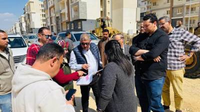 وزيرة الإسكان تتابع المشروعات الجاري تنفيذها بمدينة حدائق أكتوبر  
