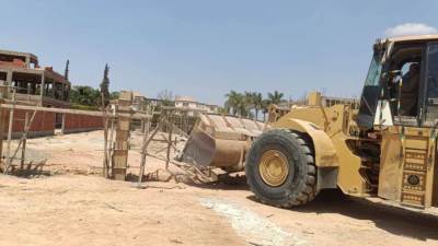 إزالة فورية لـ6 مخالفات بناء بدون ترخيص بمنطقة أفق بمدينة سفنكس الجديدة