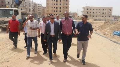 رئيس جهاز 6 أكتوبر يتابع مشروعات الحي التاسع و«بيت الوطن»