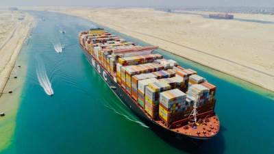 الحكومة تحسم الجدل بشأن مقايضة أصول الدولة بالمديونية: قناة السويس ليست محلًا لأي طرح.