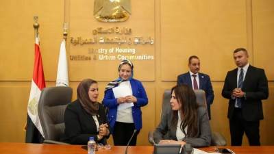 النائبة سهير كريم تشيد بسياسات وزيرة الإسكان: انفتاح على البرلمان ودعم للمطورين وإنجازات كبري في المشروعات القومية 