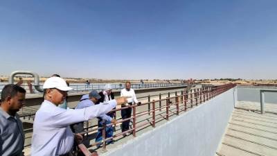 «المنشاوي» تتابع تنفيذ مشروعات الصرف الصحي بـ«حياة كريمة» في 5 محافظات