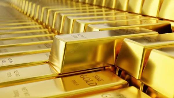 رئيس الشعبة: تراجع طفيف في أسعار الذهب بالسوق مع نهاية الأسبوع 