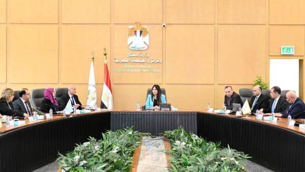 «المنشاوى» تتابع مشروعات «حياة كريمة» وتؤكد الالتزام بالجداول الزمنية وجودة التنفيذ