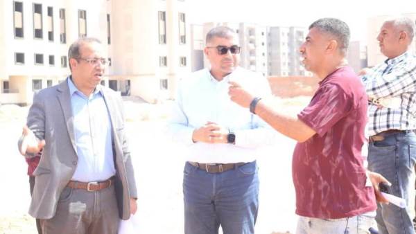 إطلاق التيار الكهربائي بمراحل جديدة من مشروع الإسكان الأخضر بحدائق العاشر